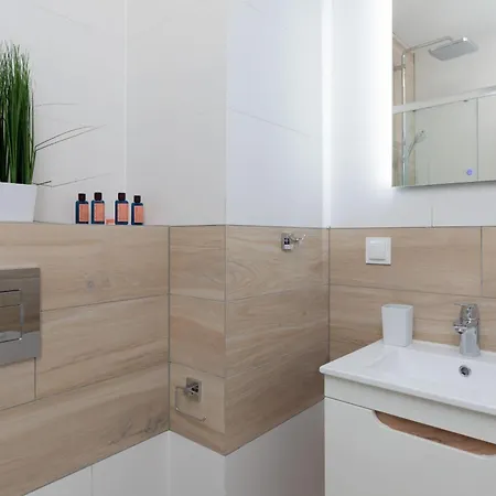 Little Laguna & Gym By Renters